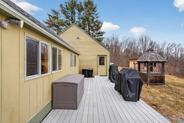 $620,000 | 307 Highway 41, Winthrop, ME 04364