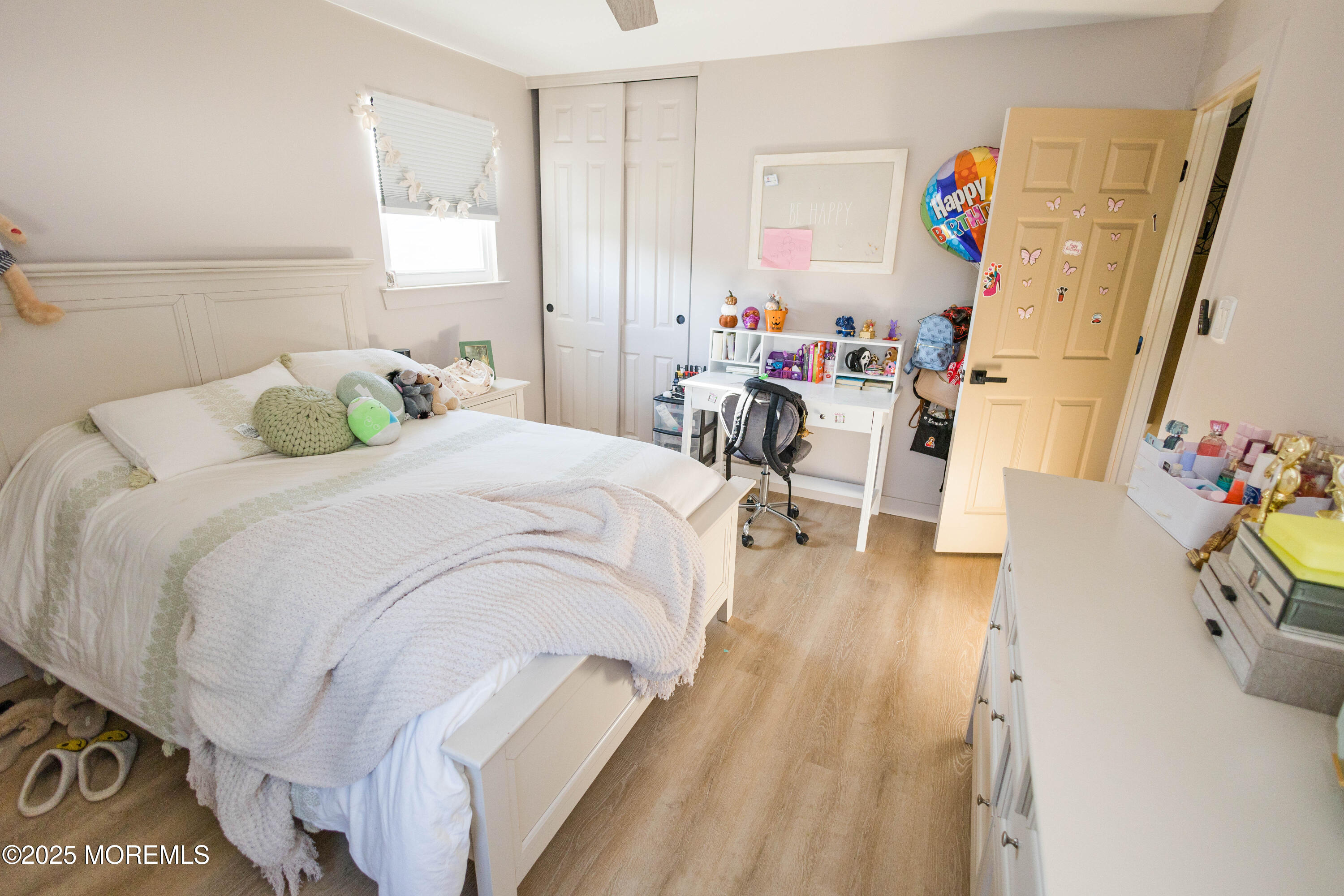 29 Snowdrift Lane Howell, NJ 07731 - Photo 25 of 32 a bedroom with a bed and a table