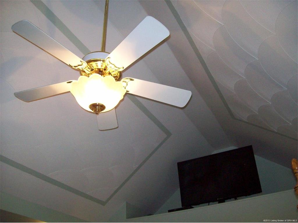 7562 Banet Road Floyds Knobs, IN 47119 - Photo 31 of 61 Gallery Image 31