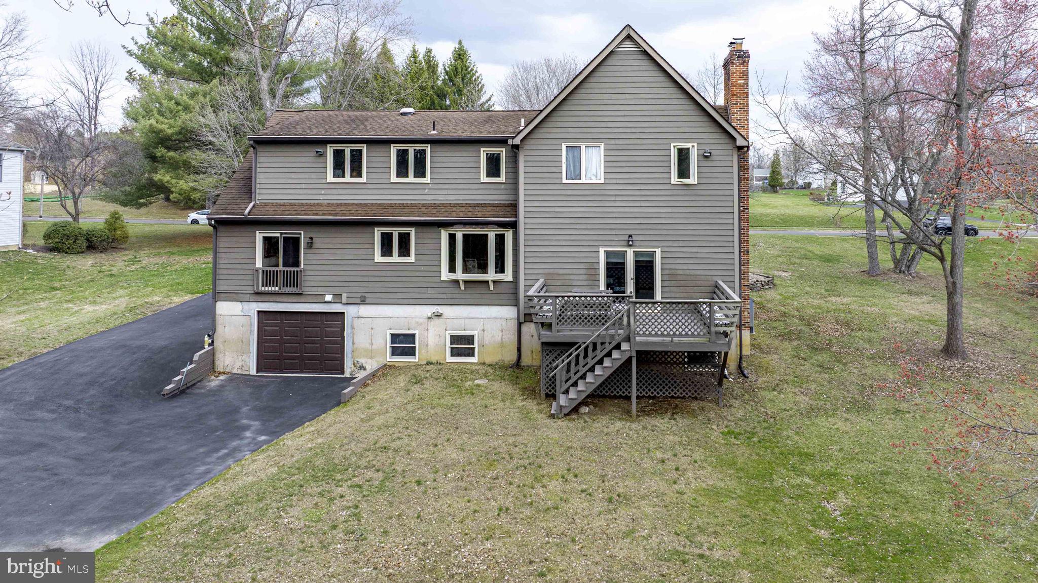 35 Declaration Drive Newtown, PA 18940 - Photo 47 of 53 a backyard of a house with table and chairs