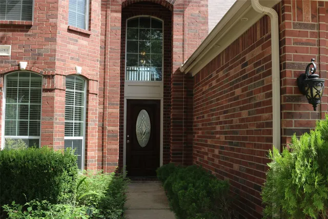 $2,095 | 19618 Twilight Falls Lane, Houston, TX 77084