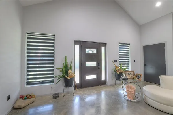 $484,900 | 105 Hebar Street, East Lynne, MO 64743