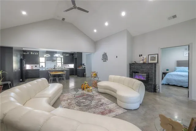 $520,000 | 105 Hebar Street, East Lynne, MO 64743