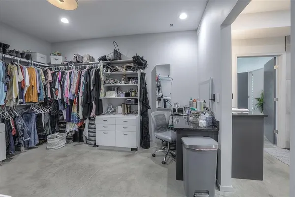 $484,900 | 105 Hebar Street, East Lynne, MO 64743