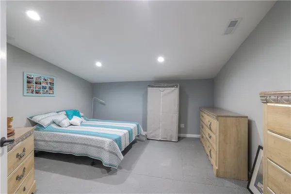 $484,900 | 105 Hebar Street, East Lynne, MO 64743