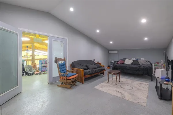 $484,900 | 105 Hebar Street, East Lynne, MO 64743