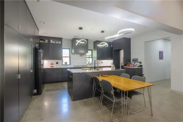 $484,900 | 105 Hebar Street, East Lynne, MO 64743