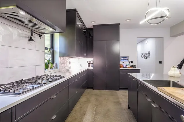 $520,000 | 105 Hebar Street, East Lynne, MO 64743