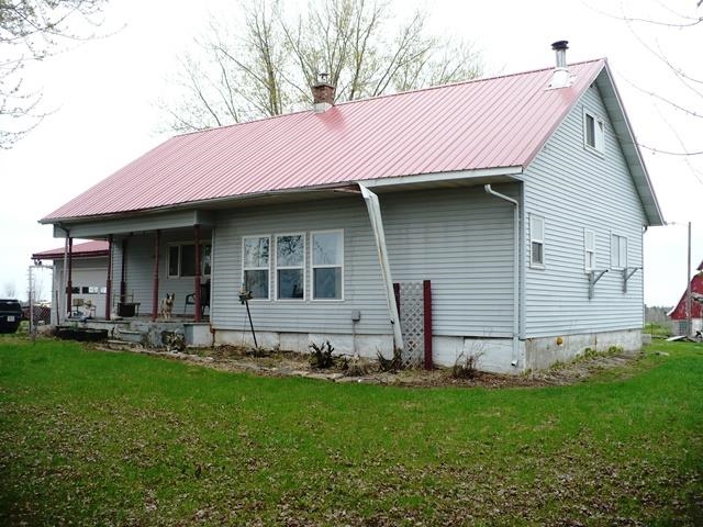 W7426 County Rd G Greenwood, WI 54437 - Photo 2 of 26