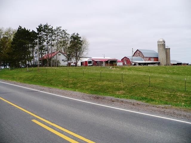 W7426 County Rd G Greenwood, WI 54437 - Photo 4 of 26