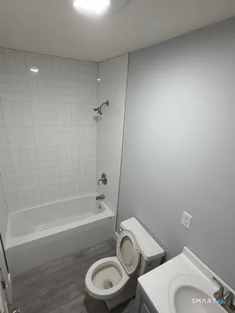 $3,300 | 122 River Road, Unit A, Willington, CT 06279