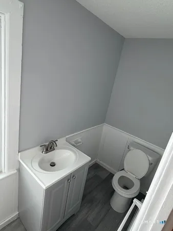 $3,300 | 122 River Road, Unit A, Willington, CT 06279