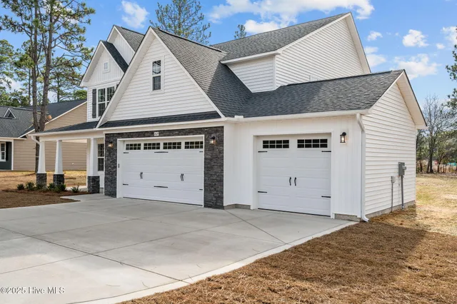 $508,000 | 265 Twisted Pine Drive, Aberdeen, NC 28315