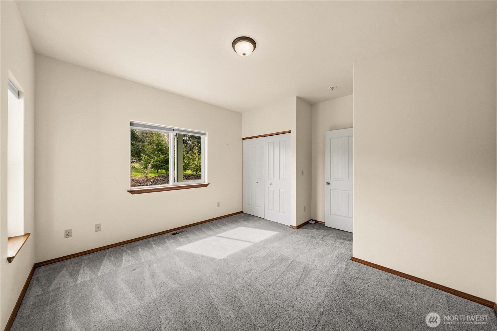 10404 210th Lane Southwest Rochester, WA 98579 - Photo 18 of 40