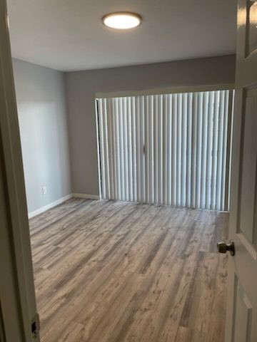 4226 Walnut Hills Drive, Unit 3 Corpus Christi, TX 78413 - Photo 7 of 11 a view of an empty room