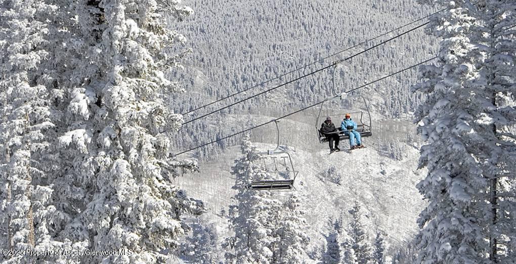 39 Boomerang Road, Unit 83155 Aspen, CO 81611 - Photo 11 of 18 Highlands lift