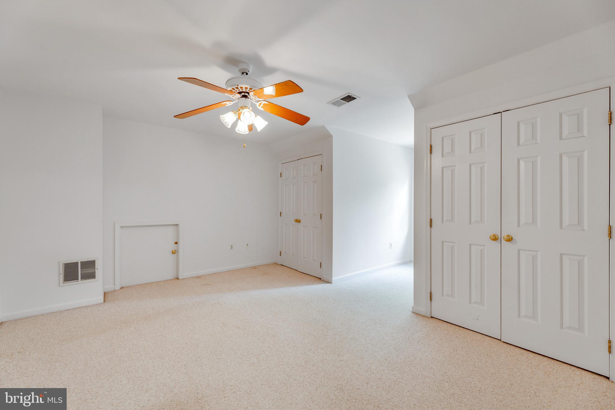 3517 Surrey Drive Alexandria, VA 22309 - Photo 36 of 62 Upstairs Bedroom #1