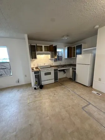 $950 | 177 Wildwood Drive, Buras, LA 70041