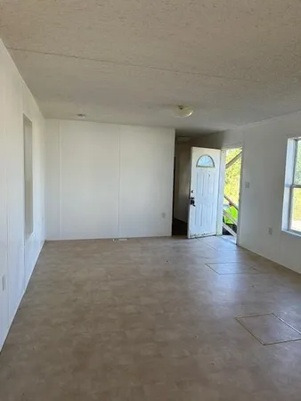 $950 | 177 Wildwood Drive, Buras, LA 70041