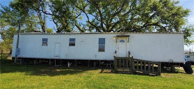 $950 | 177 Wildwood Drive, Buras, LA 70041