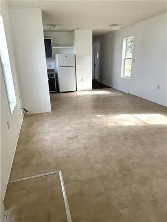 $950 | 177 Wildwood Drive, Buras, LA 70041