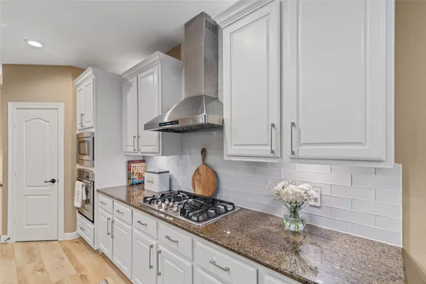 $975,000 | 155 South Arrow Canyon Circle, Spring, TX 77389