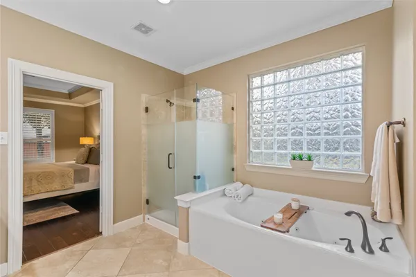 $975,000 | 155 South Arrow Canyon Circle, Spring, TX 77389