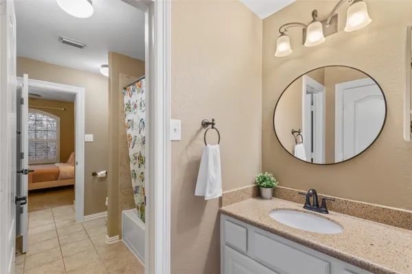 $975,000 | 155 South Arrow Canyon Circle, Spring, TX 77389