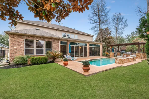$975,000 | 155 South Arrow Canyon Circle, Spring, TX 77389
