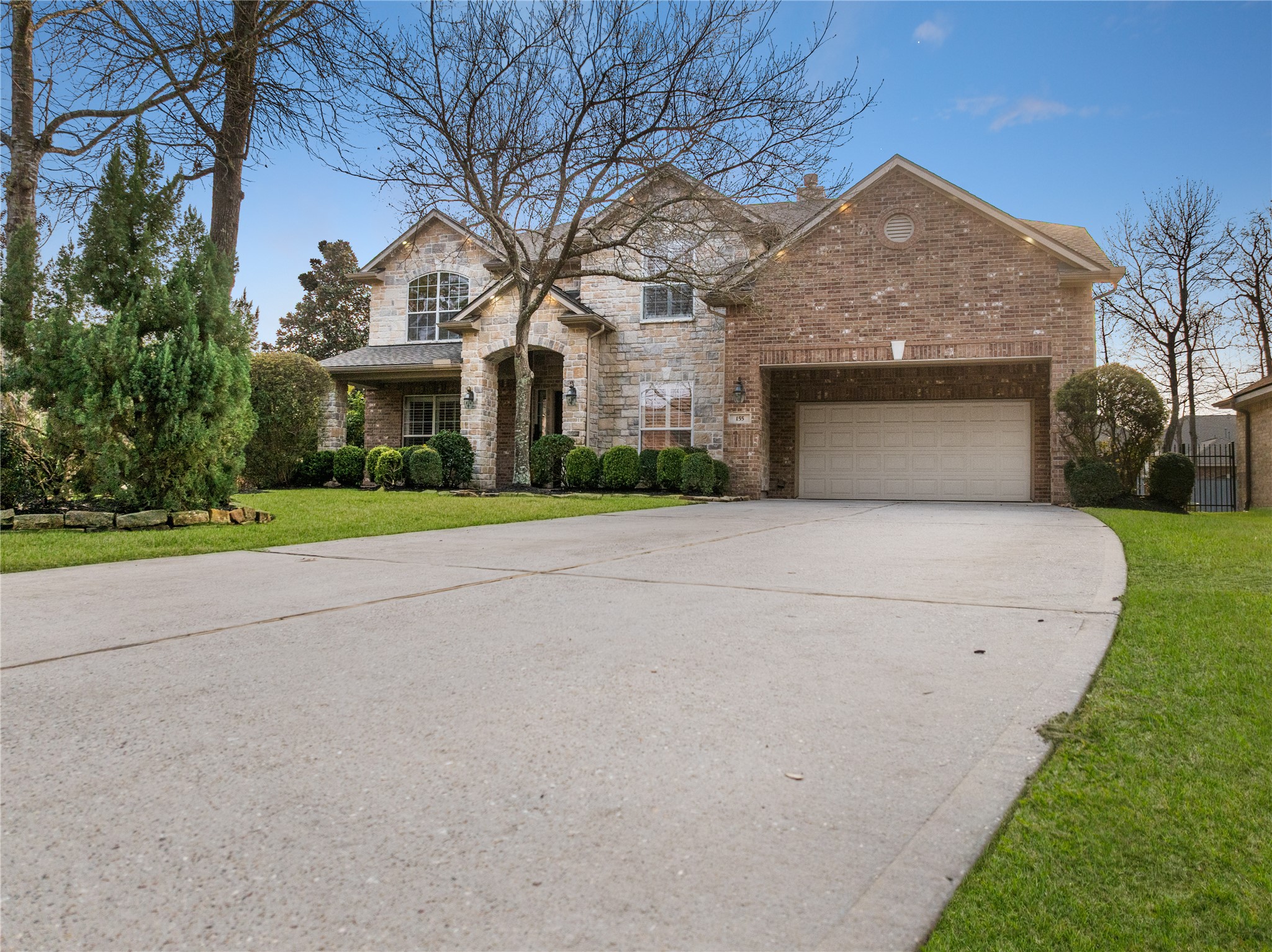 155 South Arrow Canyon Circle Spring, TX 77389 - Photo 45 of 49 a front view of house with yard and trees