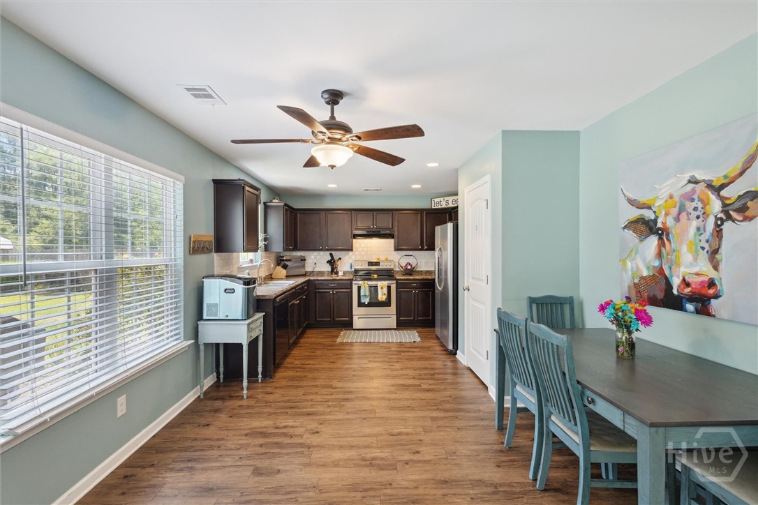 114 Bridgewood Drive Springfield, GA 31329 - Photo 13 of 38