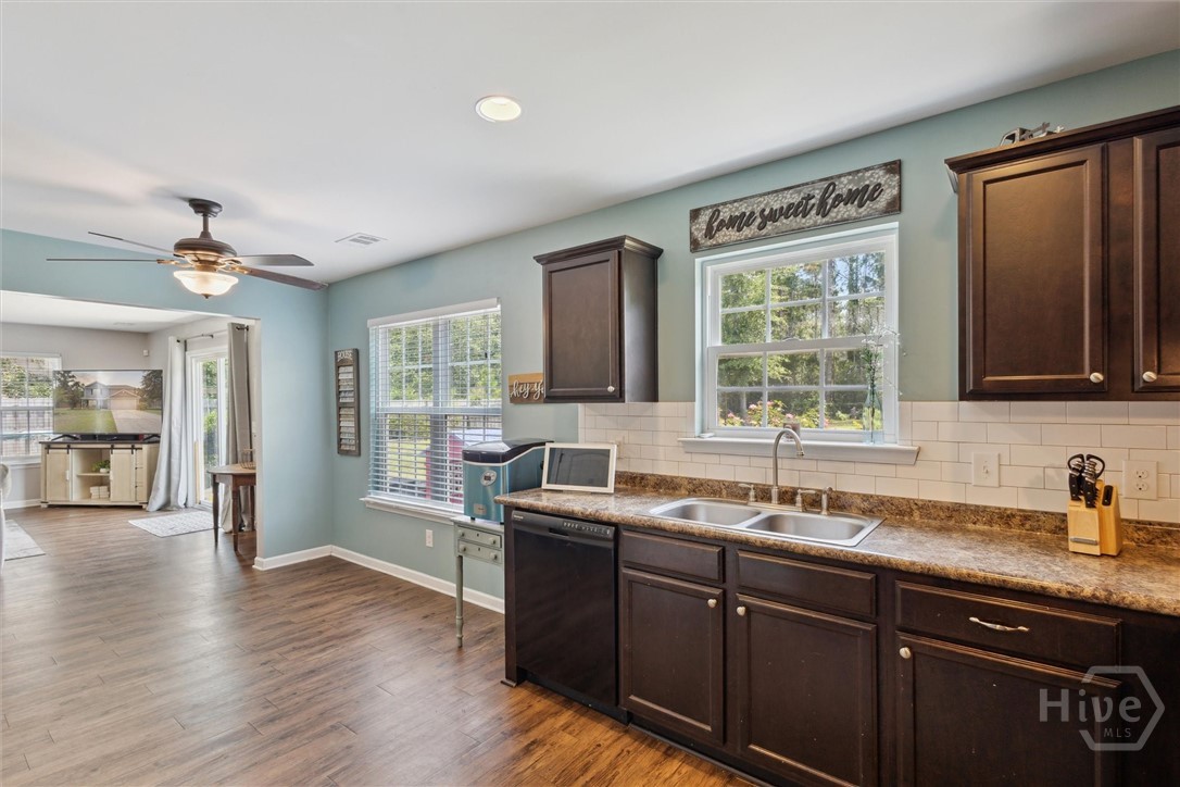 114 Bridgewood Drive Springfield, GA 31329 - Photo 15 of 38