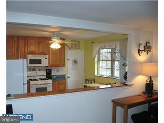 210 Watson Road Sharon Hill, PA 19079 - Photo 7 of 12 Kitchen