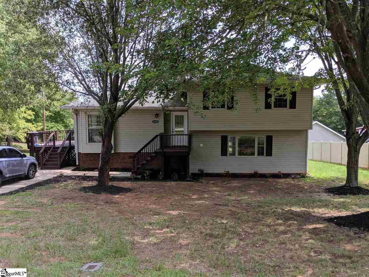3302 Locust Hill Road Taylors, SC 29687 - Photo 1 of 27 Gallery Image 1