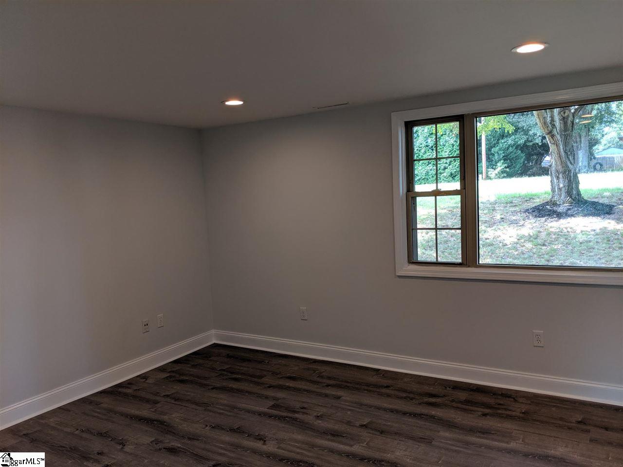 3302 Locust Hill Road Taylors, SC 29687 - Photo 13 of 27 Gallery Image 13