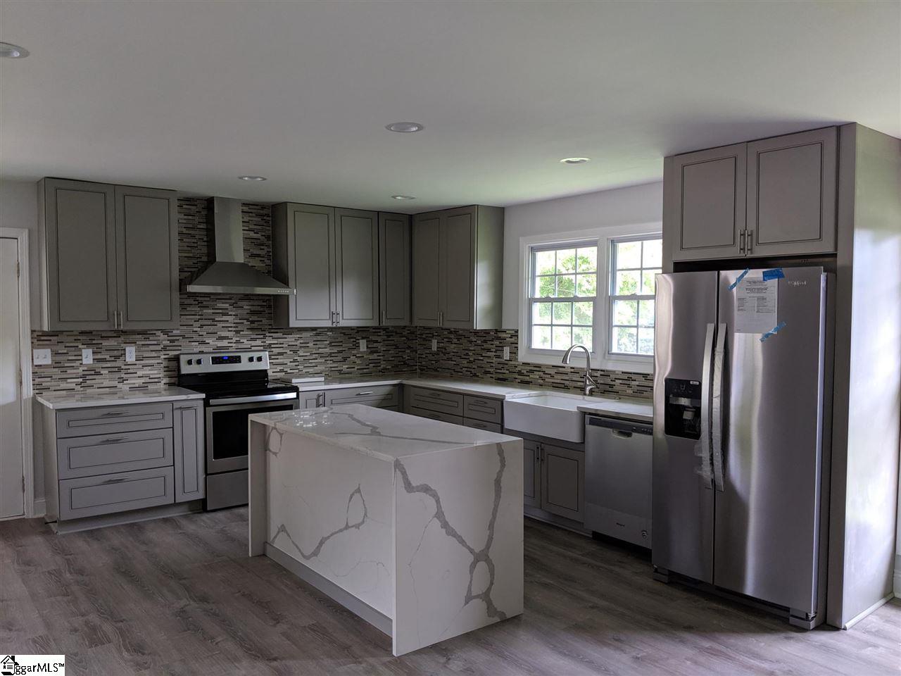 3302 Locust Hill Road Taylors, SC 29687 - Photo 5 of 27 Gallery Image 5