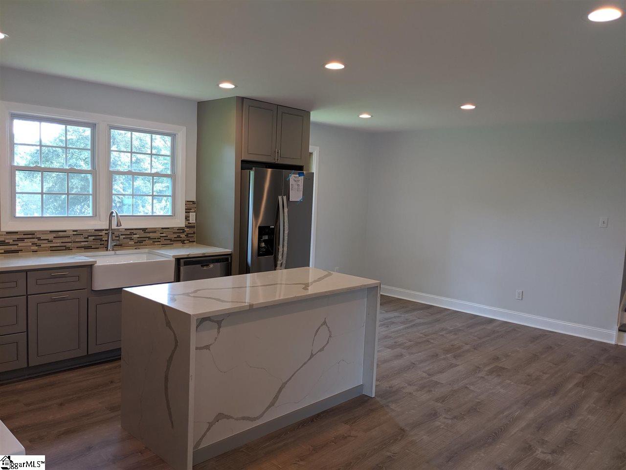3302 Locust Hill Road Taylors, SC 29687 - Photo 7 of 27 Gallery Image 7