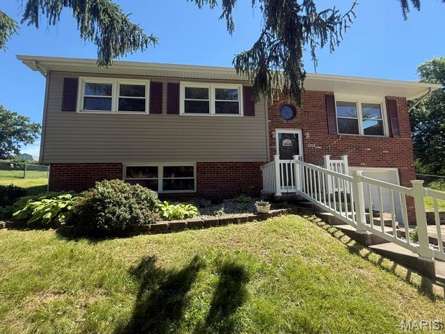 5203 Black Oak Road Alton, IL 62002 - Photo 1 of 40
