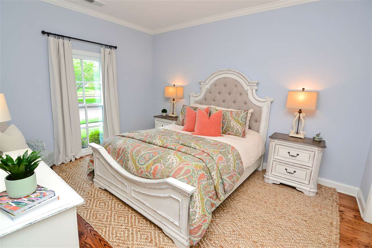 979 Russell Farms Road Collierville, TN 38017 - Photo 16 of 25 Split BR Plan