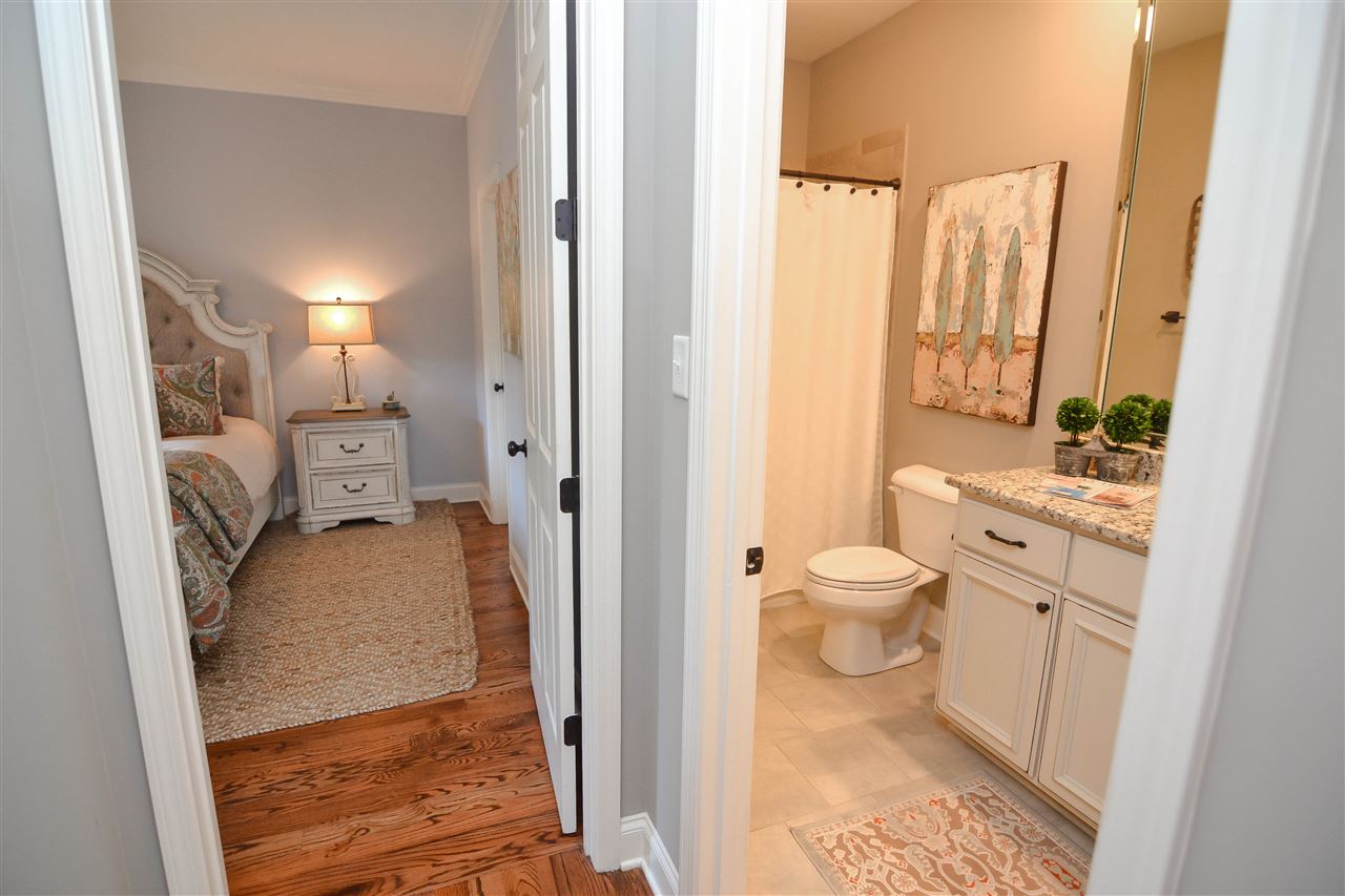 979 Russell Farms Road Collierville, TN 38017 - Photo 17 of 25 Gallery Image 17