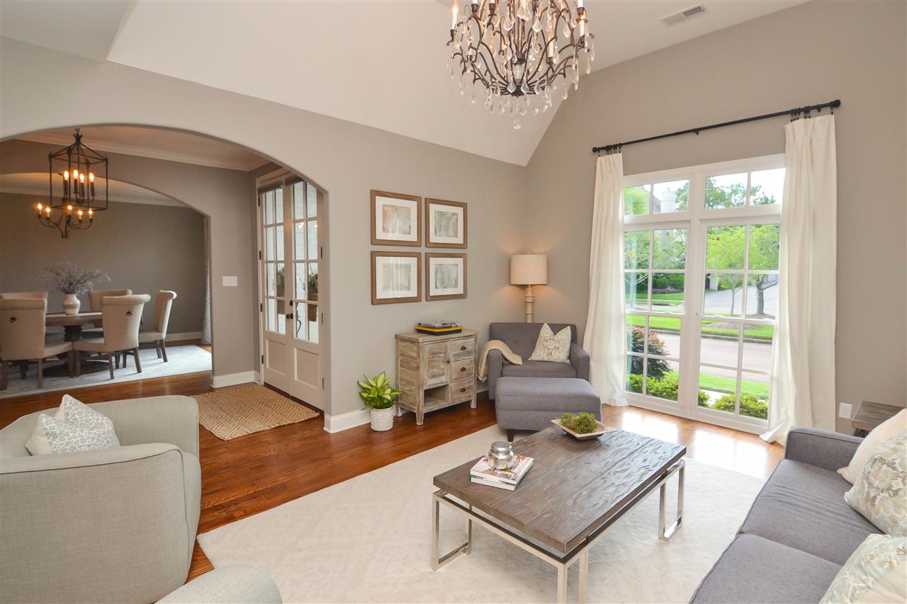 979 Russell Farms Road Collierville, TN 38017 - Photo 4 of 25 Gallery Image 4