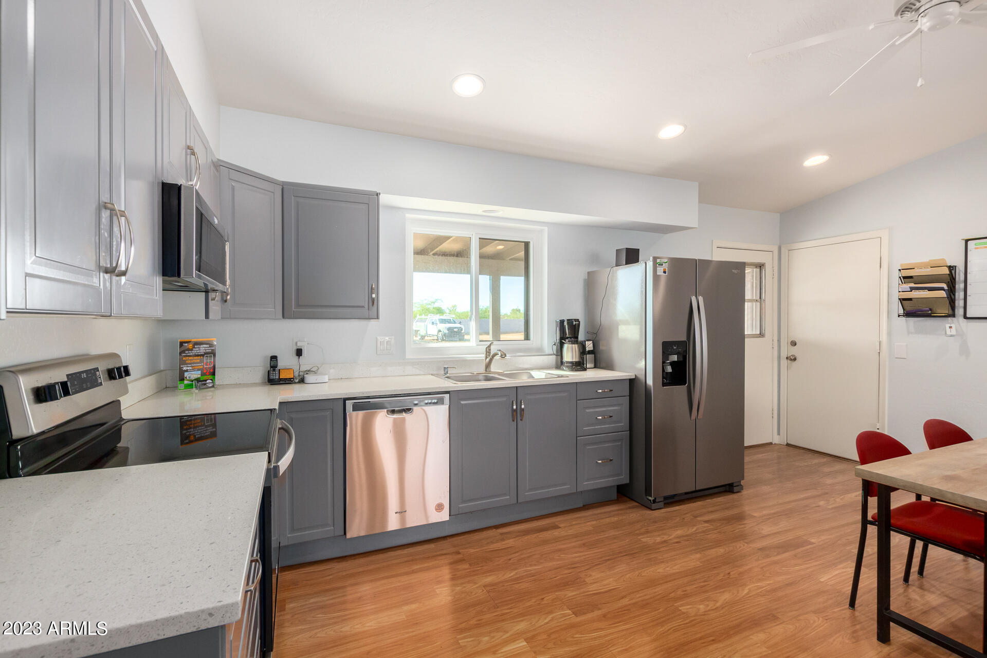 19356 South Higley Road Gilbert, AZ 85297 - Photo 15 of 51 21 - Higley