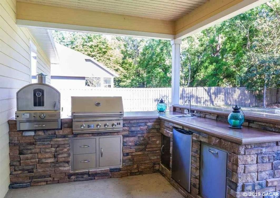 15237 Northwest 149th Road Alachua, FL 32615 - Photo 2 of 23