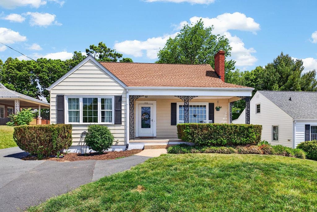 1003 Skymont Road Staunton, VA 24401 - Photo 2 of 46