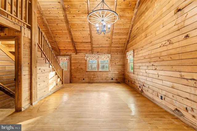 $750,000 | 1304 Wakemans Grove Road, Edinburg, VA 22824