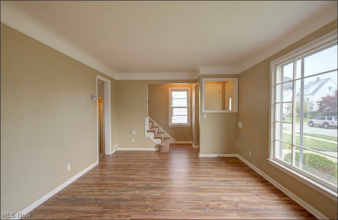 7901 Jameson Road Parma, OH 44129 - Photo 11 of 30