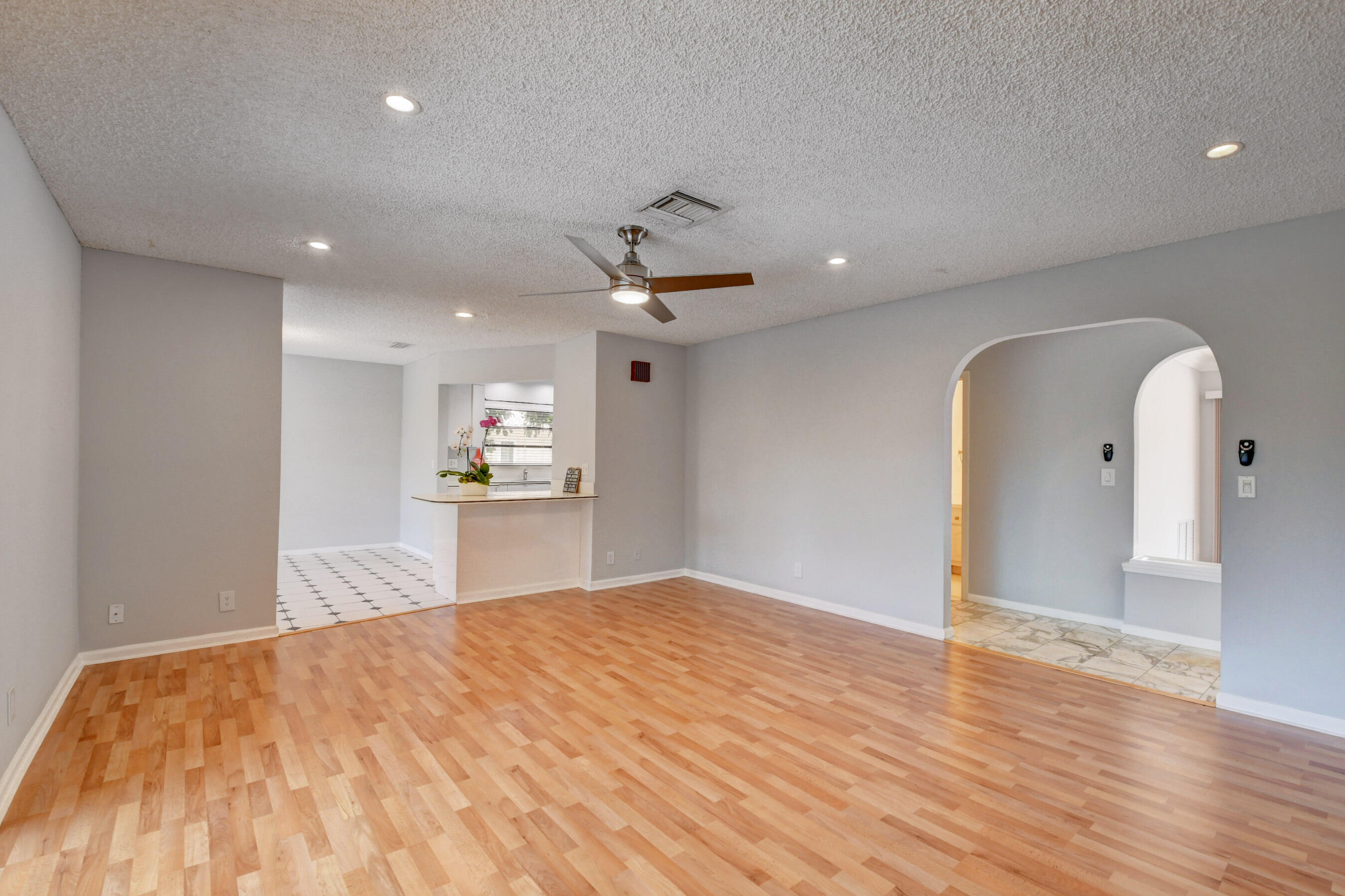 6926 North Grande Drive Boca Raton, FL 33433 - Photo 9 of 24 23_dsc_5515_6_7_8_9
