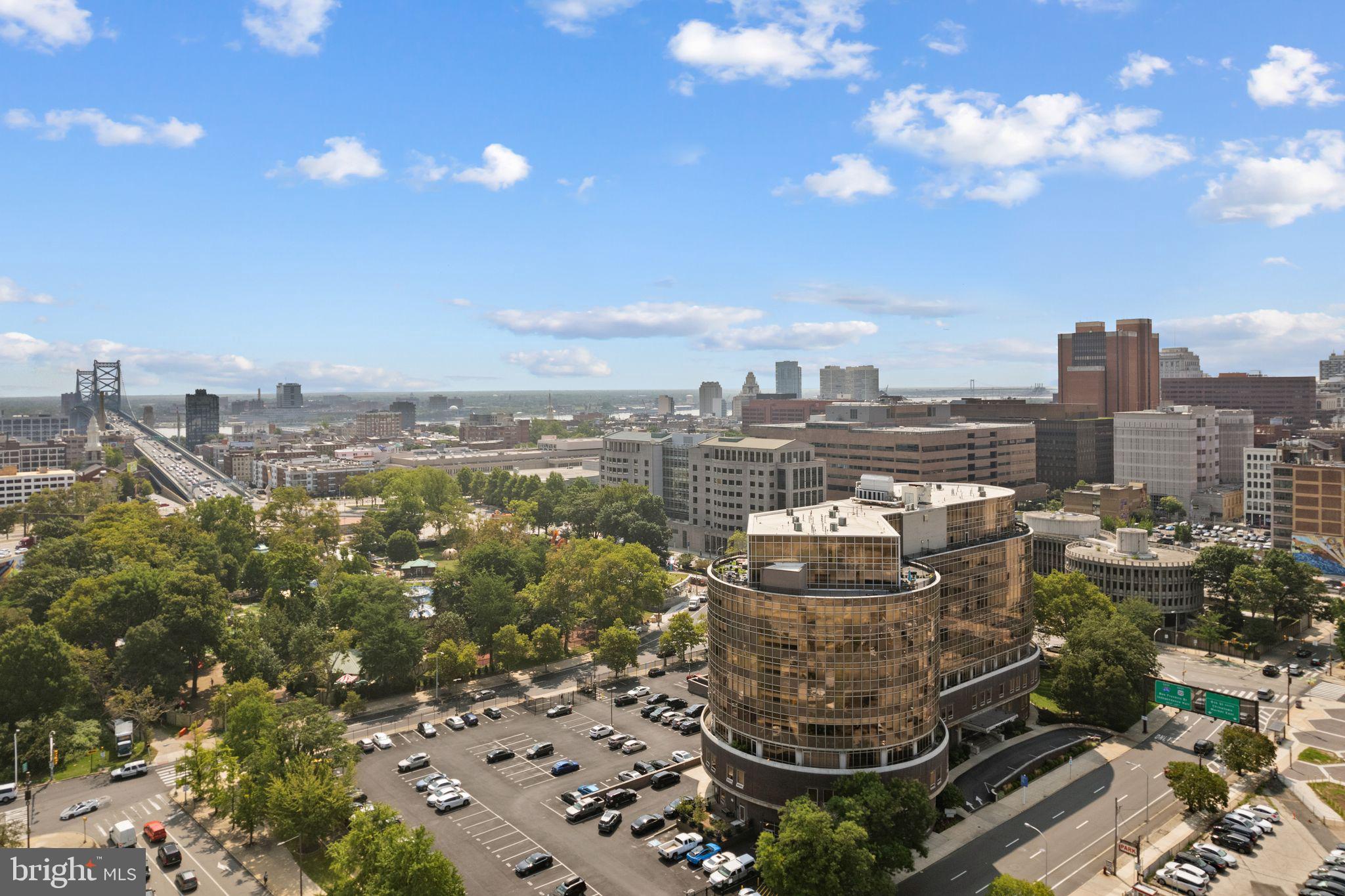 201-59 North 8th Street, Unit 603 Philadelphia, PA 19106 - Photo 35 of 35 a view of a city