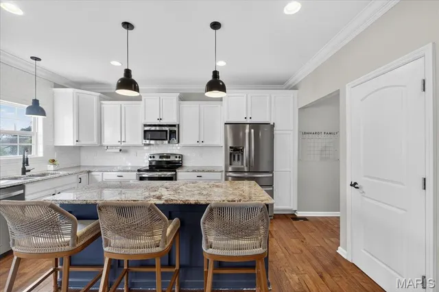 $785,000 | 706 Edgewood Avenue, Kirkwood, MO 63122