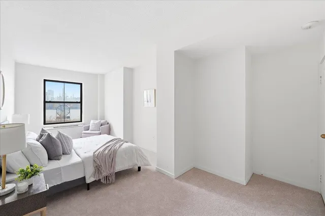 $649,000 | 1 Greene Street, Unit 606, Jersey City, NJ 07302